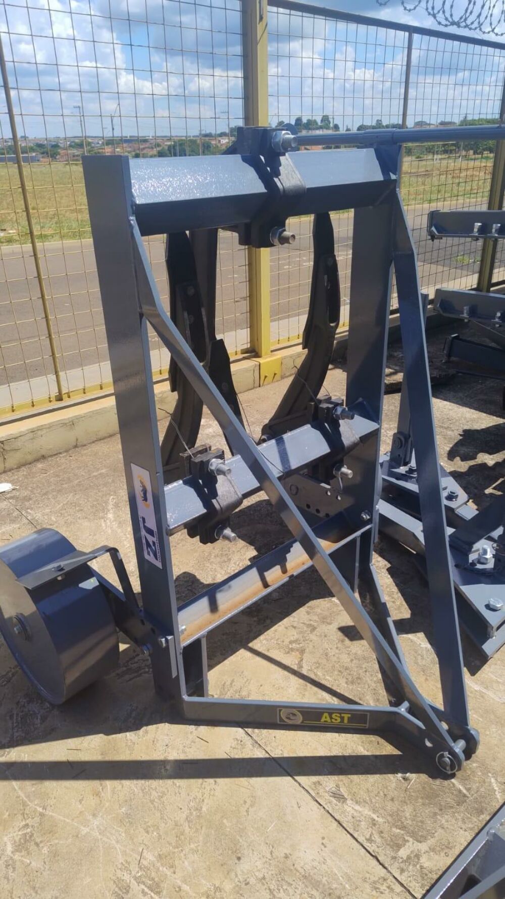 Imagem adicional 5 do item ARADO SUBSOLADOR